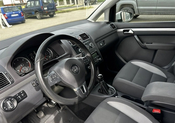 Volkswagen Touran cena 41900 przebieg: 174900, rok produkcji 2014 z Białystok małe 301